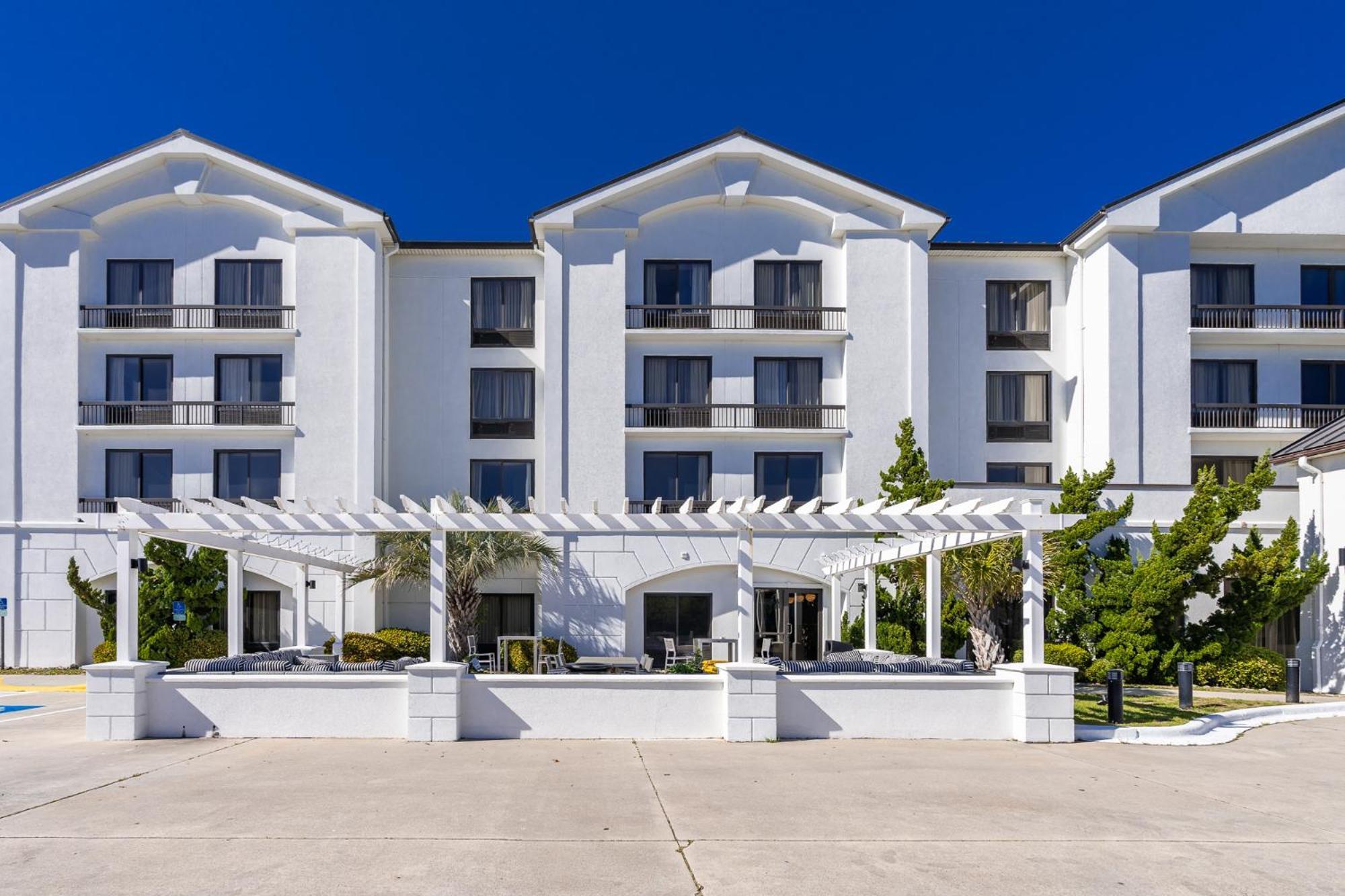 Hotel Alice Pine Knoll Shores Eksteriør billede