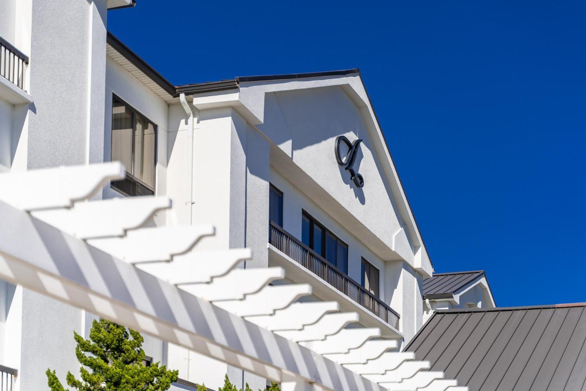 Hotel Alice Pine Knoll Shores Eksteriør billede